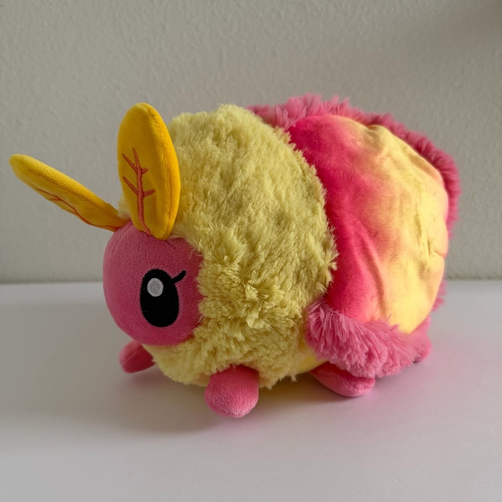 Squishable 12" Rosy Maple‎ Moth Stuffed Animal Soft Plush Toy NWOT
